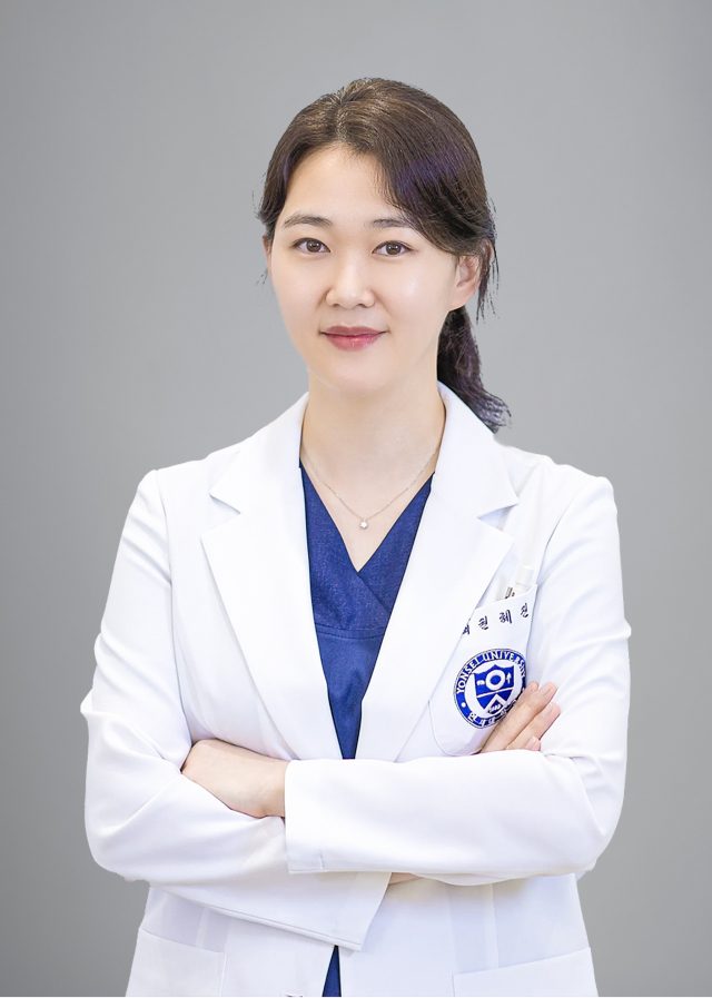 이숲치과 교정원장 권혜진